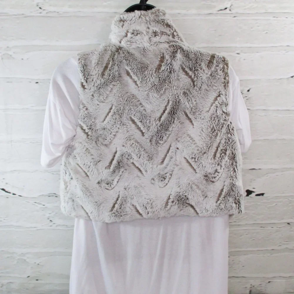 Rare Editions Big Girls Cropped Faux Fur Open Vest - Picture 4 of 8